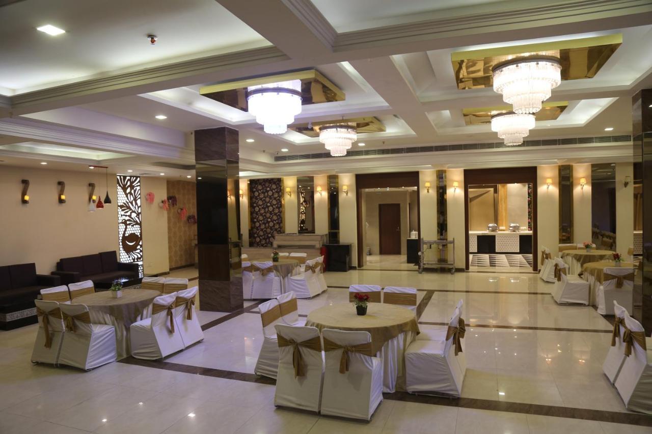Hotel S C Residency Zirakpur Dış mekan fotoğraf
